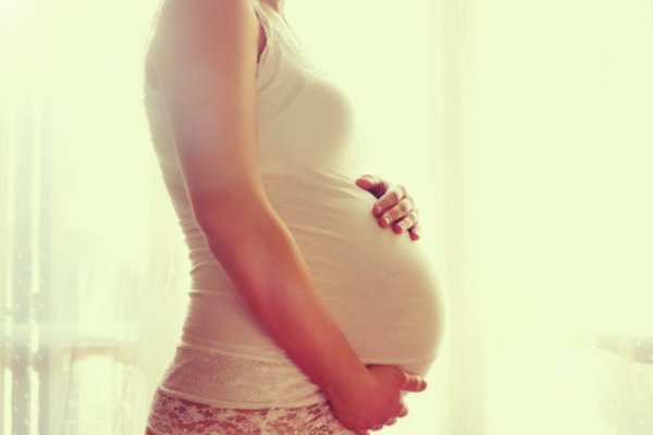 In a study of almost 700 pregnant women who received a cervical stitch designed to prevent preterm labor, the use of one type of suture over another was associated with three times higher risk of stillbirth and almost twice the risk of preterm birth.