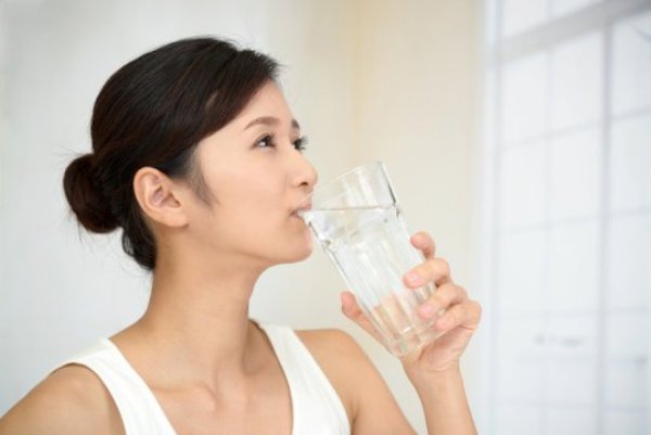 A new study showed that a 'swallowing inhibition' is activated by the brain after excess liquid is consumed, helping maintain tightly calibrated volumes of water in the body.