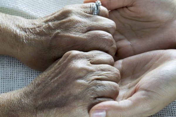 Older people who help and support others live longer.