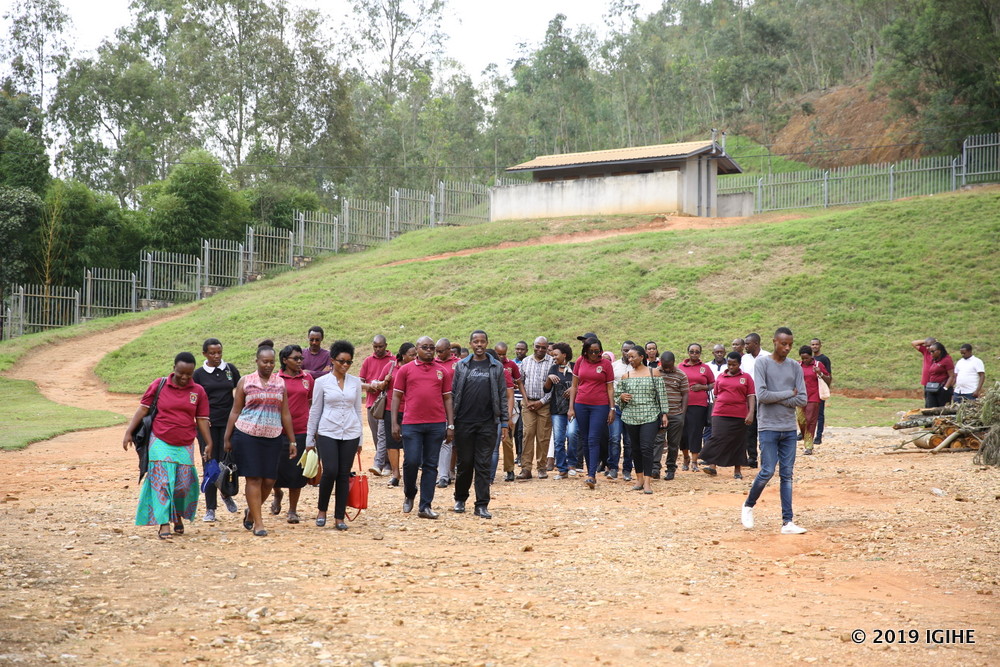 The staff of RPPA donated food stuffs and livestock to 16 families of widows of the 1994 Genocide against the Tutsi in Shyogwe sector