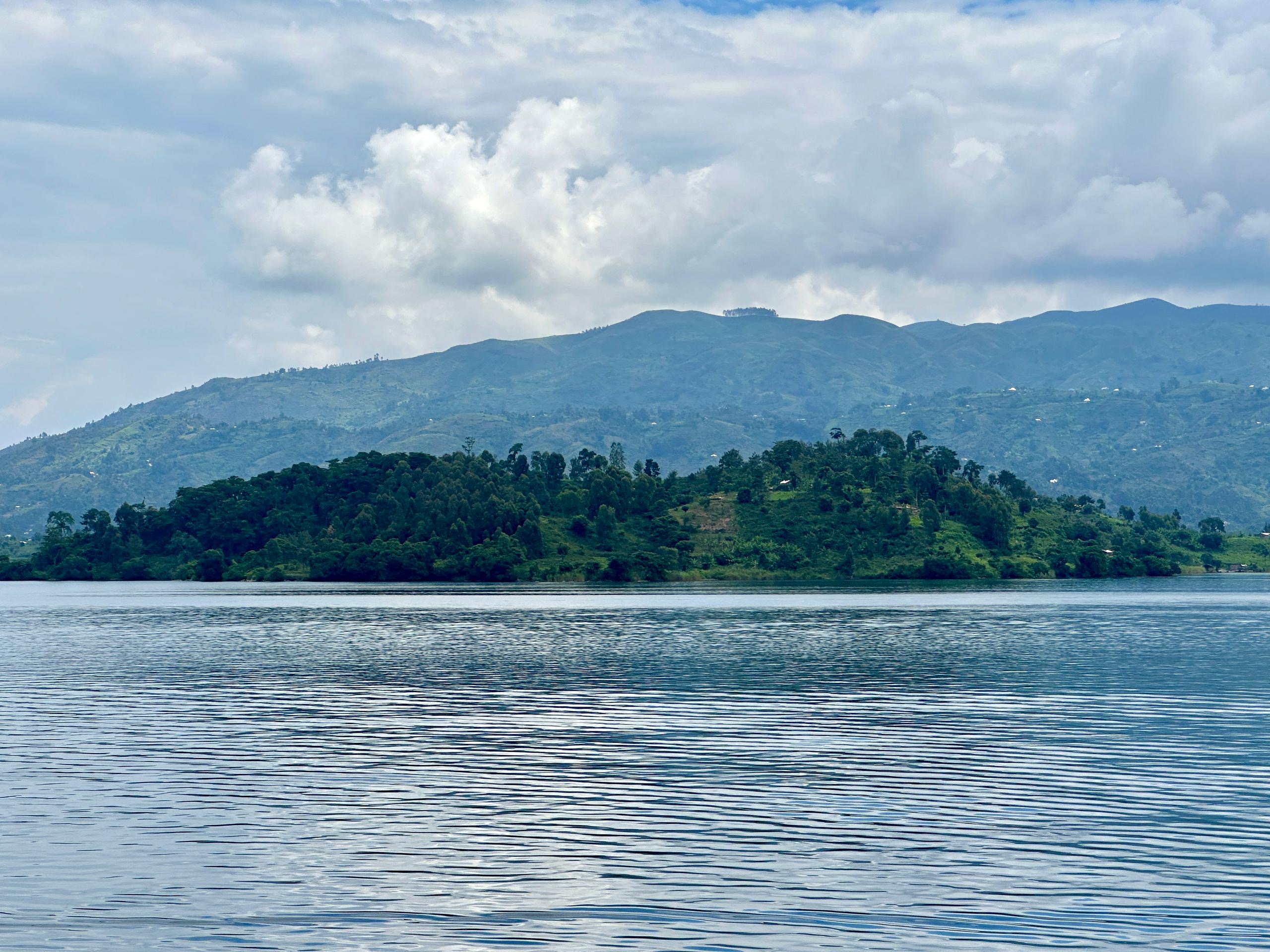 Lake Kivu, shared by Rwanda and the Democratic Republic of Congo, holds enormous volumes of methane and carbon dioxide gases trapped deep within its waters. 