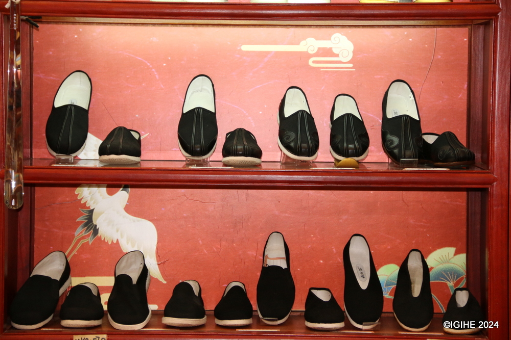 These shoes are made from natural materials.
