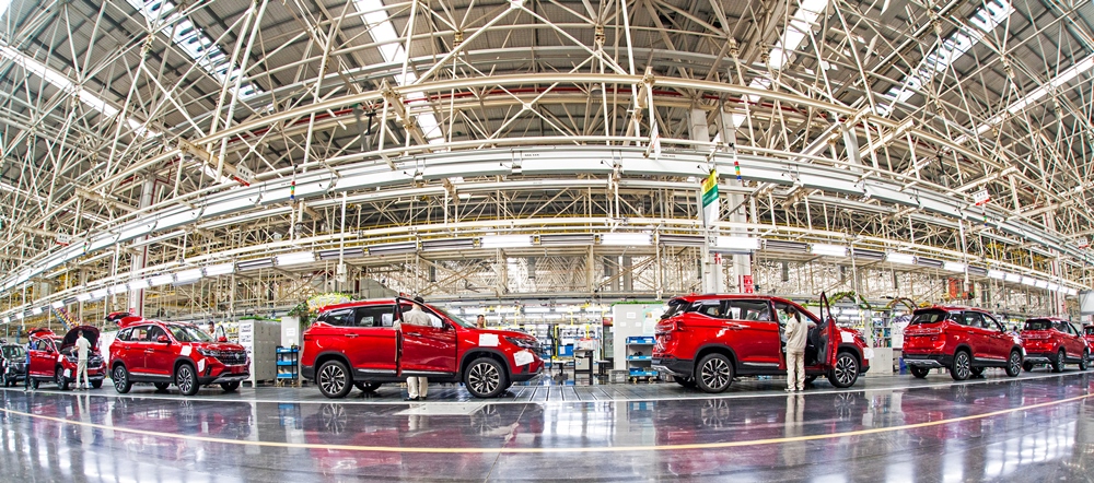DONGFENG & Wuling brands are available at the showroom set up in Rwanda. 