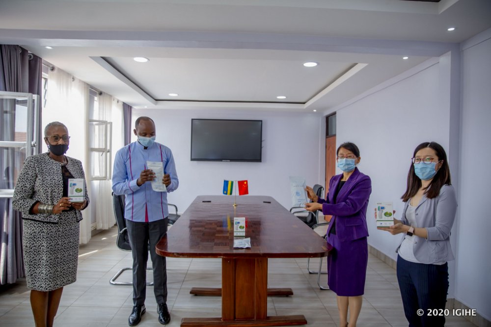 Government of Rwanda received anti-coronavirus equipment as grant from the Chinese First Lady, Prof Peng Liyuan
