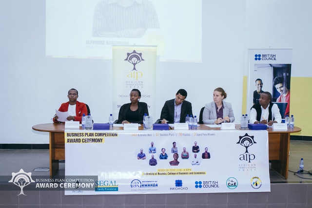 The panel of judges included; Emile Murekezi (Igihe Limited), Julienne Oyler (Inkomoko ,Business Development),Marcus Grazette (British High Commission), Jean Claude Rwubahuka (Head of Centre of Entrepreneurship at CBE) and Grace Mugabekazi (Rwanda Business Development Center)