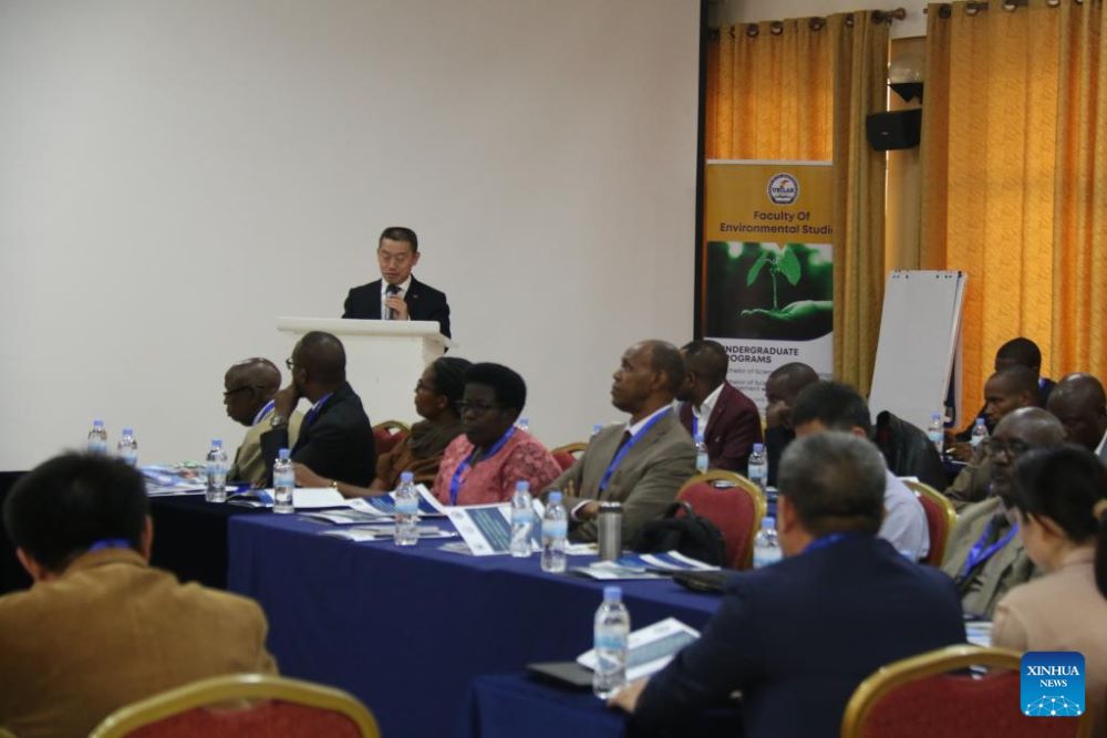 Chinese Ambassador to Rwanda Wang Xuekun (Rear) delivers a speech at the sixth International Conference on Environment, Energy and Development in Kigali, Rwanda, on Nov. 8, 2023. (Photo by Huang Wanqing/Xinhua)