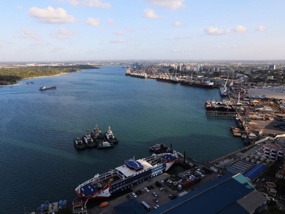 This photo taken on Sept. 22, 2023, shows the Dar es Salaam port in Dar es Salaam, Tanzania. (Xinhua/Dong Jianghui)