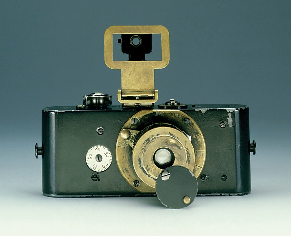 UR Leica, 1914 | the most popular early 35mm camera