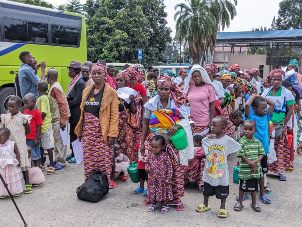 The latest batch of returnees comprised 234 children, 22 men, and 81 women, who crossed into Rwanda through La Corniche border post linking Goma and Rubavu.