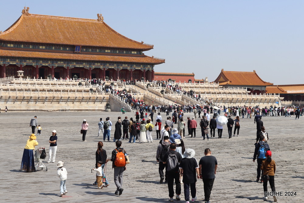 Exploring the Forbidden City offers visitors insight into the cultural diversity and historical importance of this extraordinary UNESCO World Heritage site.
