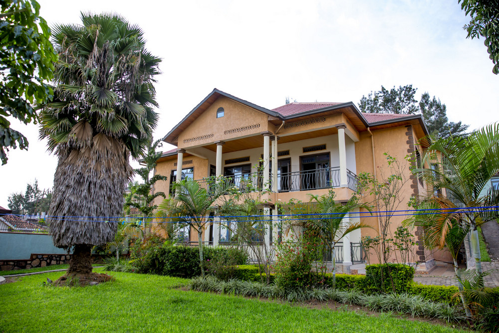 Empathy Manor is a Bed & Breakfast facility that opened recently in the city of Kigali to cater for the Visitor looking for comfort and cleanliness all at a very reasonable price.