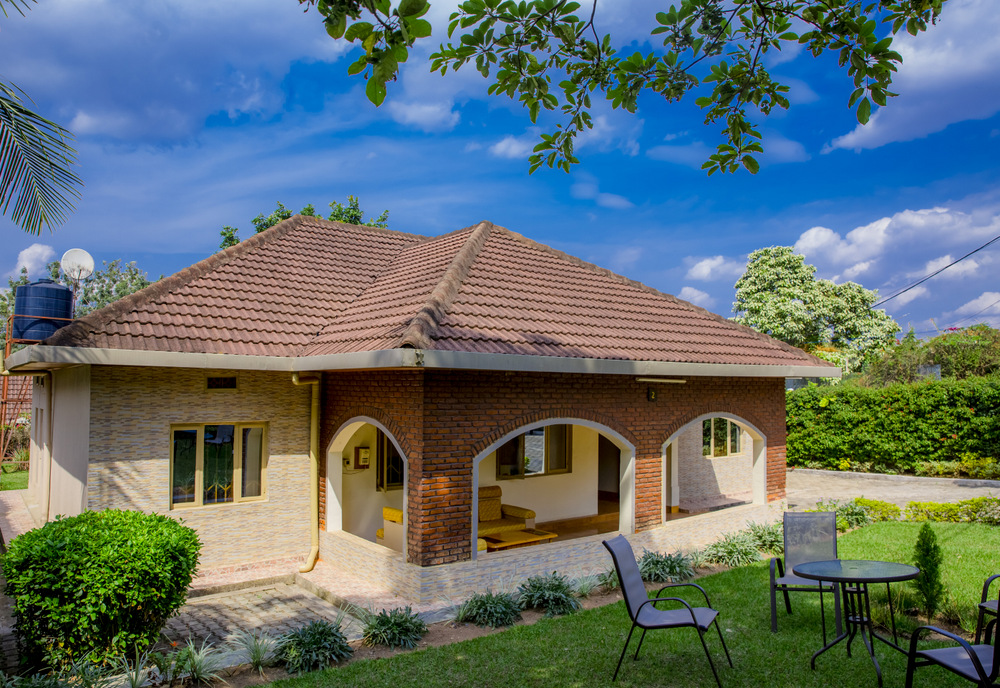 Empathy manor Guest House has an impressive garden terrace space in which to enjoy a leisurely breakfast, or a relaxing drink in the evening after the hustleEmpathy manor Guest House has an impressive garden terrace space in which to enjoy a leisurely breakfast, or a relaxing drink in the evening after the hustle