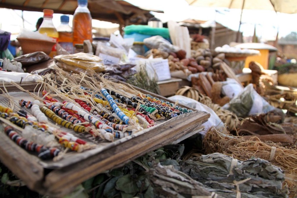 File photo taken on Sept. 28, 2013 shows Malagasy medicinal plants displayed at a market in Antananarivo, capital of Madagascar. Traditional herbal medicine is practiced in Madagascar and is said to compete with western medicine.