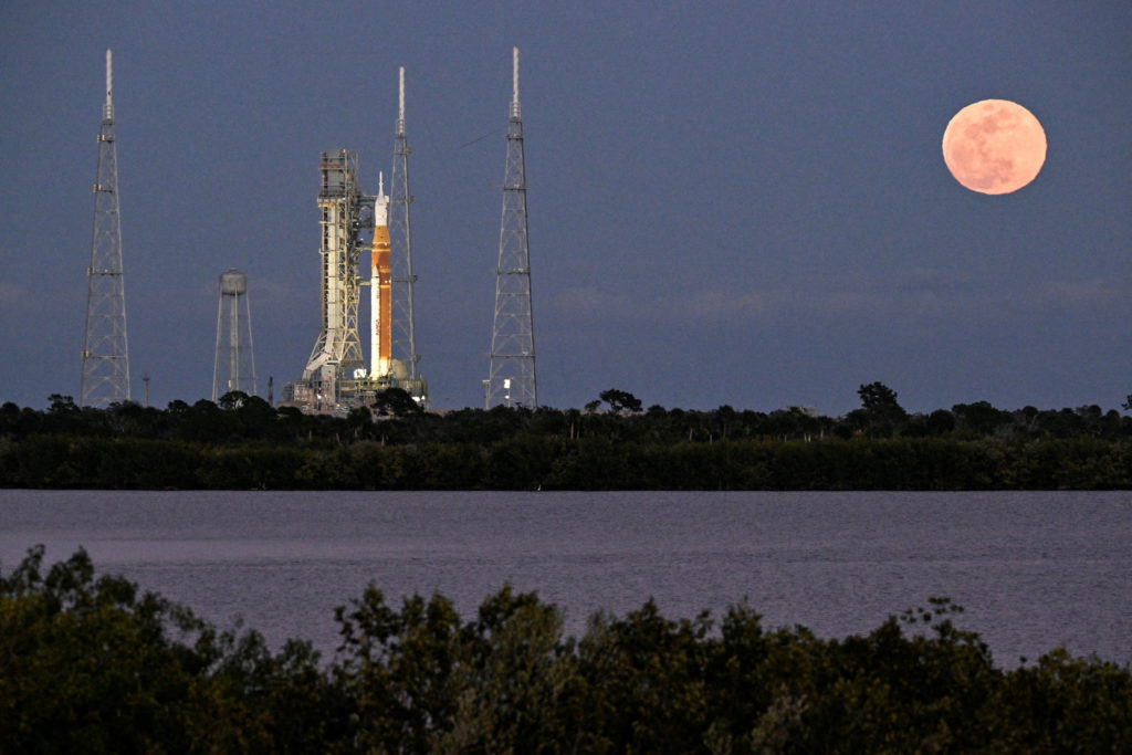 The National Aeronautics and Space Administration (NASA) said it concluded a wet dress rehearsal for the Artemis II crewed lunar mission on Tuesday, with the countdown halted due to a liquid hydrogen leak.