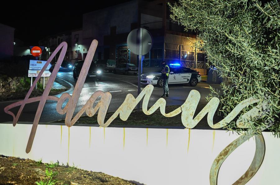 The police block the way to the scene of train derailment in Adamuz, Spain, Jan. 19, 2026.(Xinhua/Cheng Min)