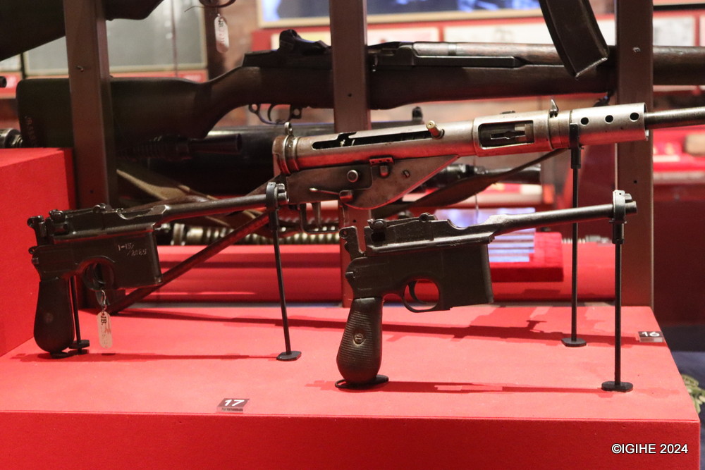 Inside the museum, there are pistols used by Zhu De during the Nanchang Uprising.