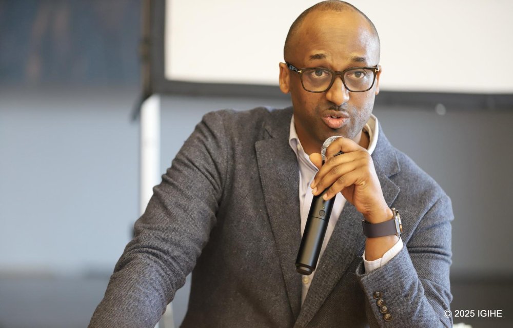 Richard Rukundo facilitated discussions
