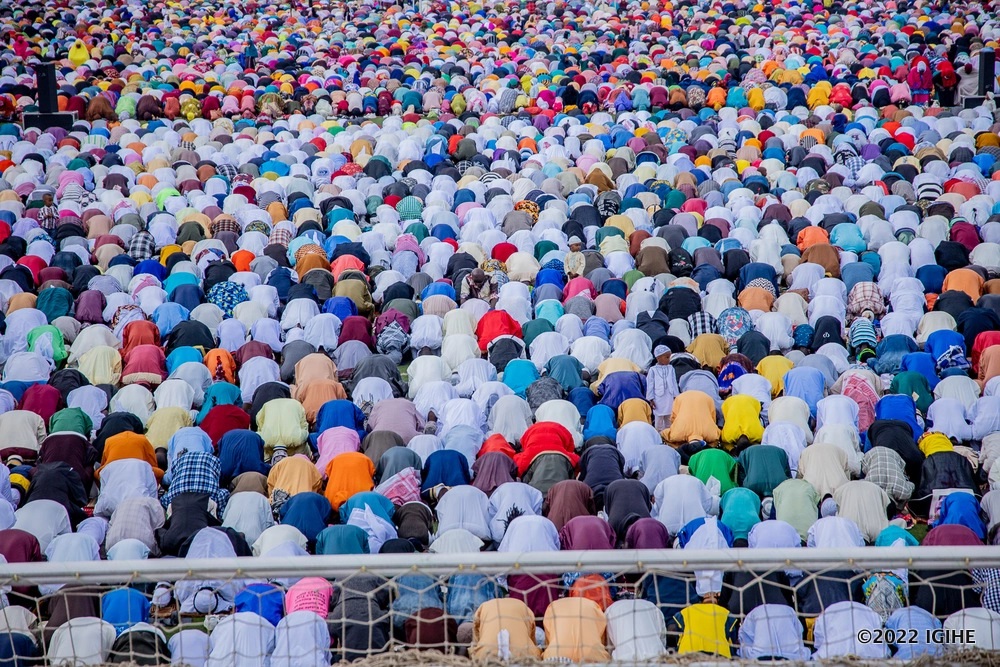 The prayer service was attended by people of different age brackets.