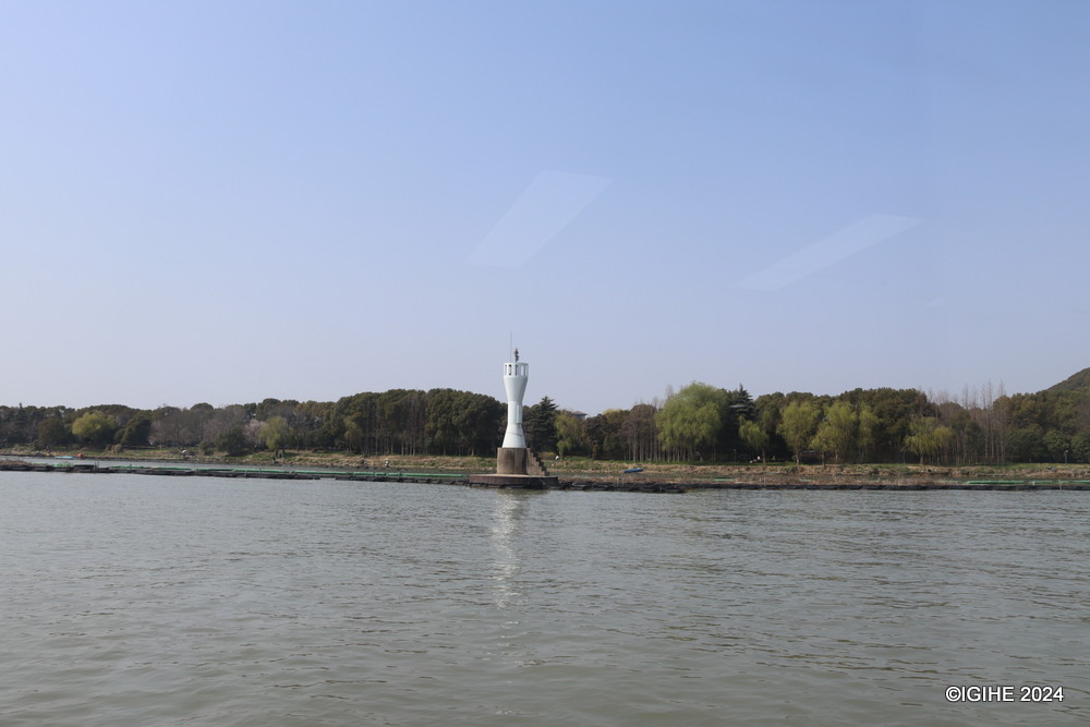 Lake Taihu separates Wuxi City into two halves flanking its north and most of western and eastern part.