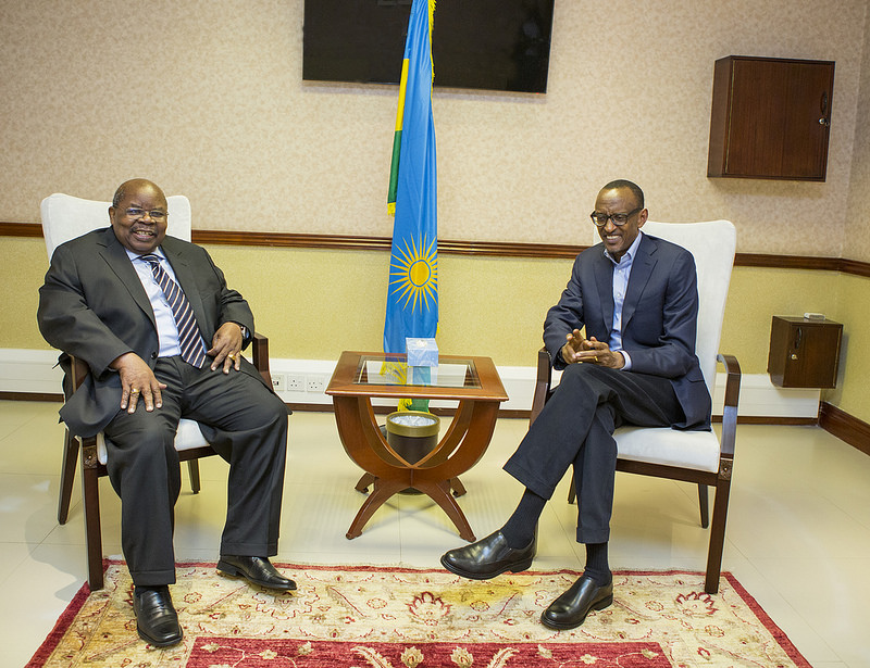 President Kagame hosts Benjamin Mkapa
