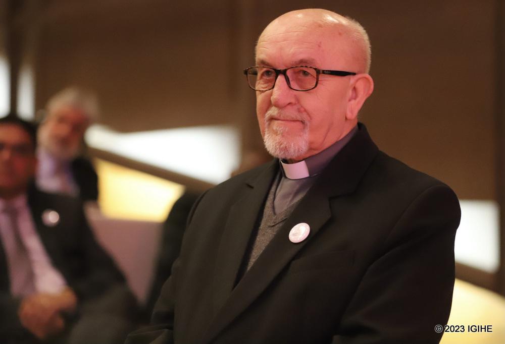 Father Stanislaw was  recognized as social pact protector. 