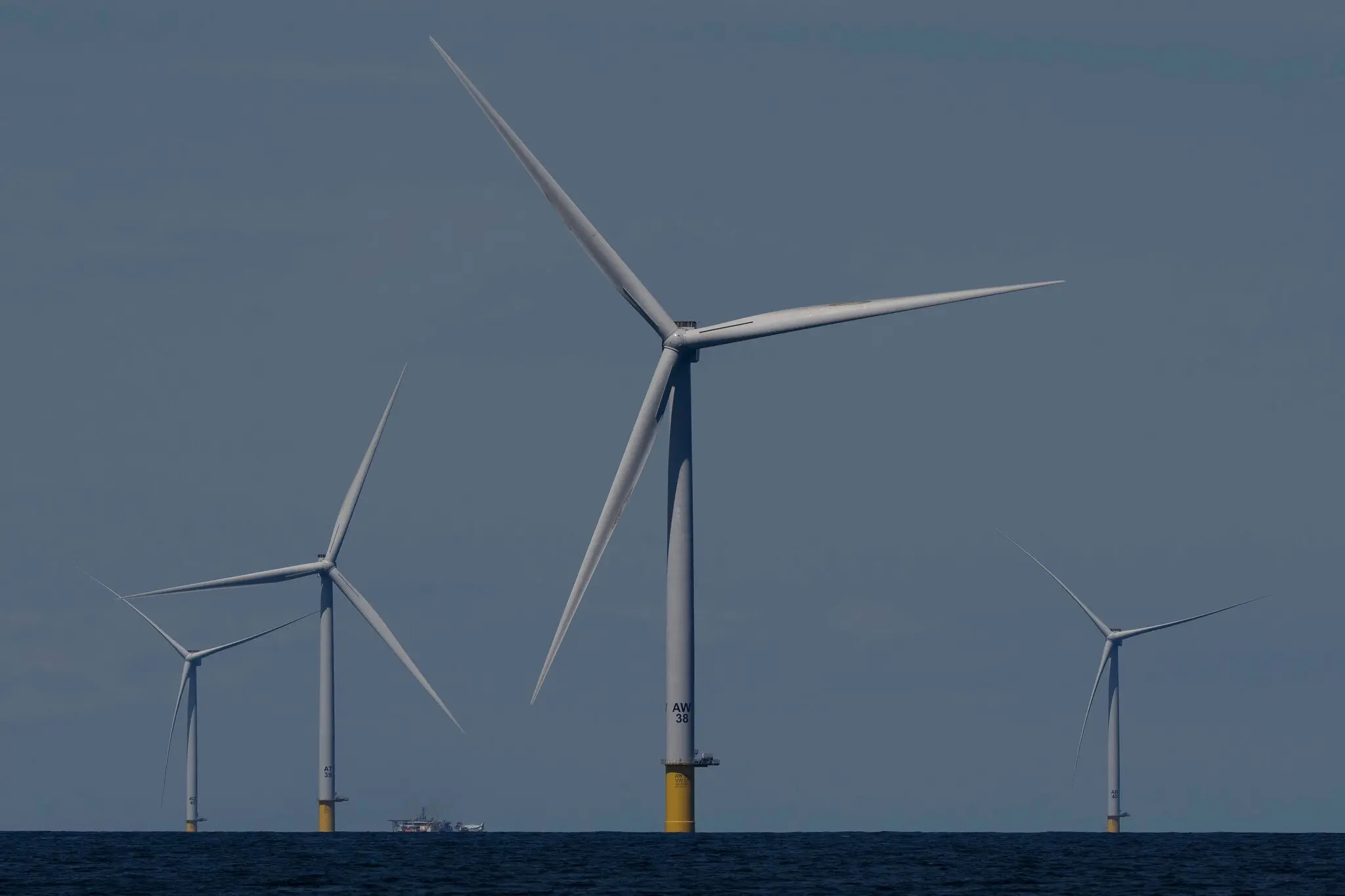 The Trump administration has canceled 679 million U.S. dollars in federal funding for a dozen offshore wind projects in the United States.