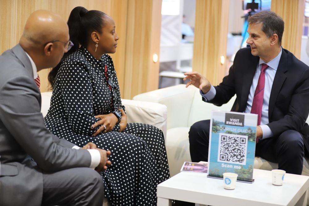 Harry Theoharis, former Minister for Tourism in the Cabinet of Kyriakos Mitsotakis and former Head of the Department of Revenue during the Greek government debt crisis, also visited Rwanda’s booth at ITB Berlin 2025.