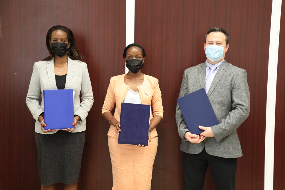 The Ministry of ICT and Innovation , Cenfri, and the Mastercard Foundation have signed a tripartite MoU to kick-off an ambitious three-year digital transformation program in Rwanda.