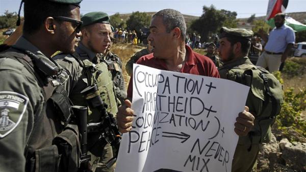 It is the first resolution the Security Council has adopted on Israel and the Palestinians in nearly eight years.