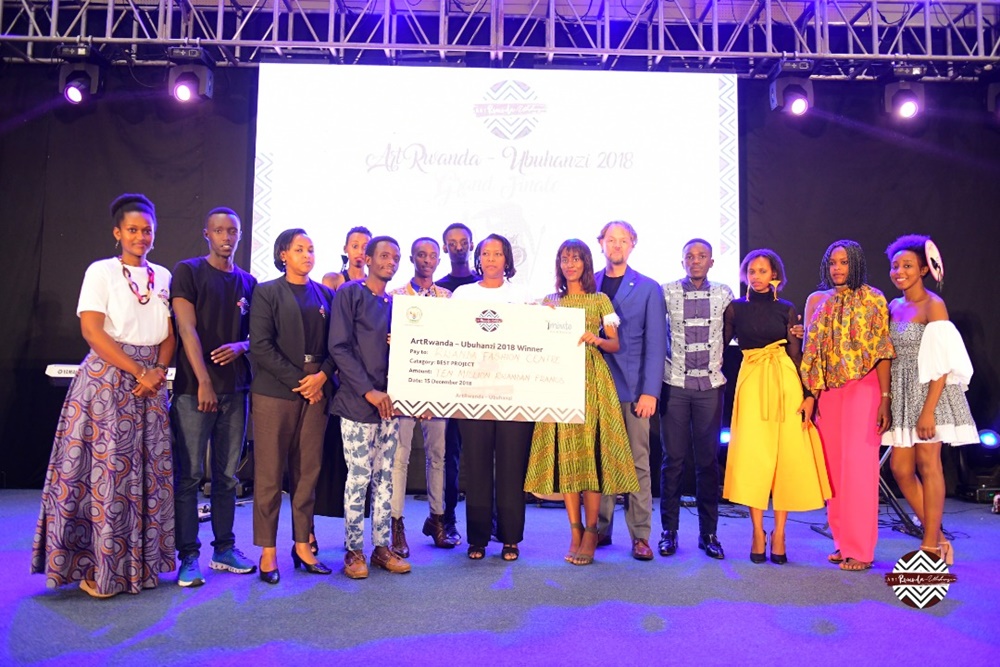 In projects, the best project that won was of the Fashion Category