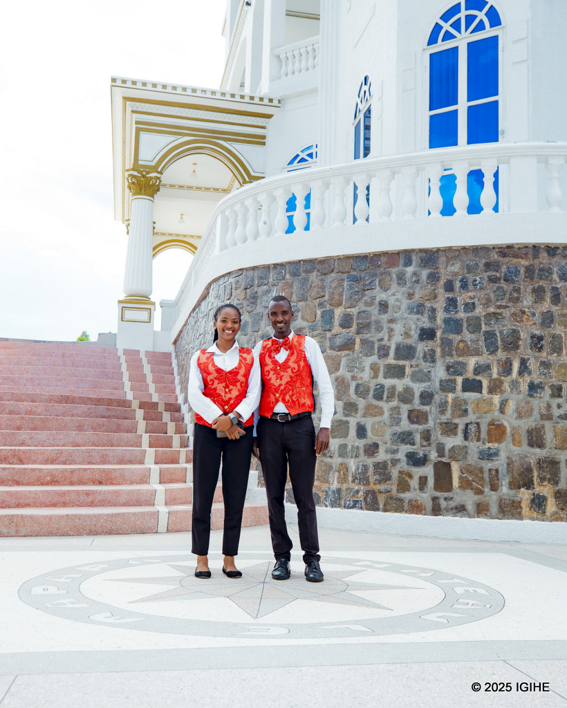 Château le Marara prides itself on its staff, who are trained to offer exceptional hospitality.