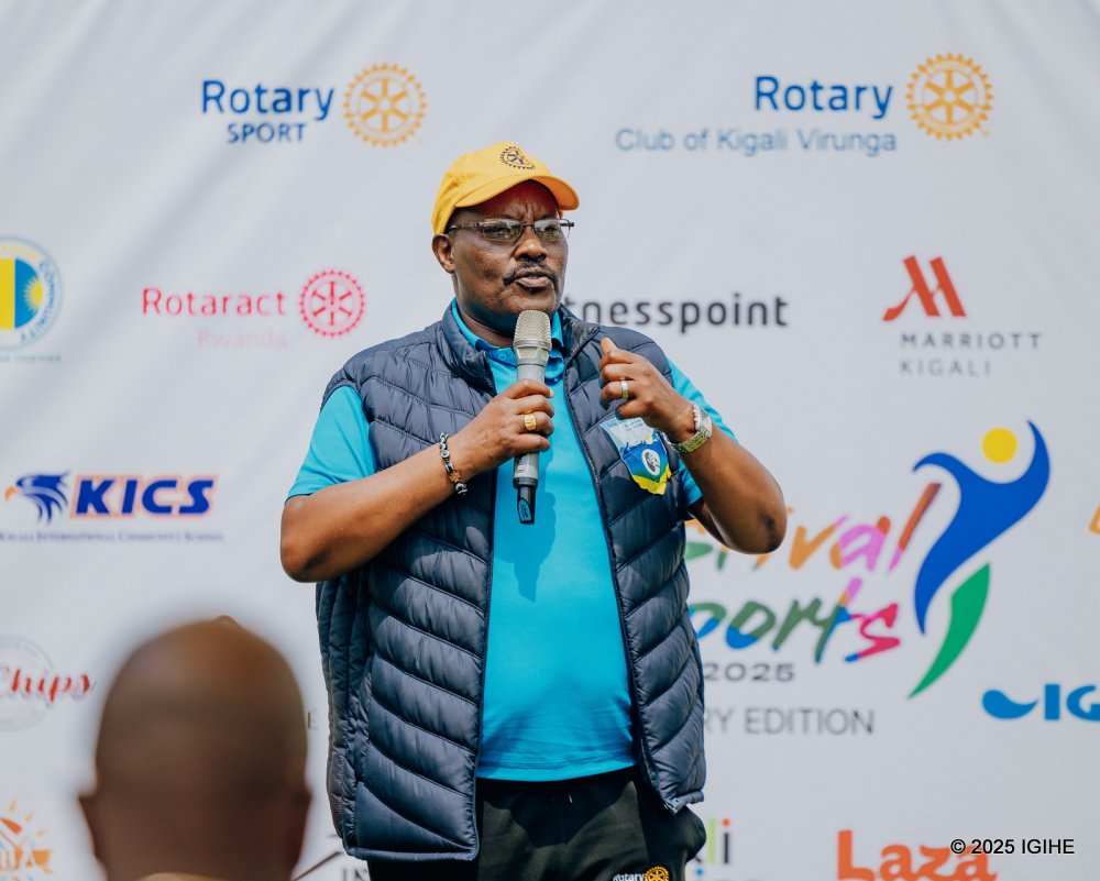 One of the representatives of Rotary Club Kigali Virunga, Masterjerb Birungi Paul, praised the youth for their dedication in organizing support activities.