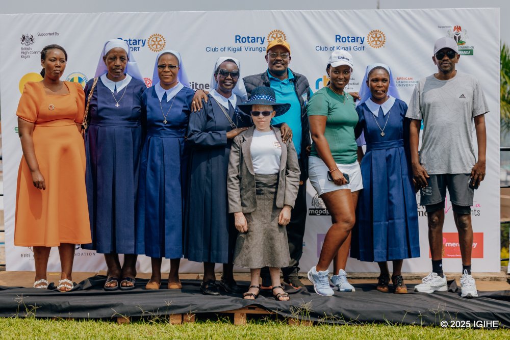 Rotary Club Kigali Virunga supports the nuns in caring for cancer patients.