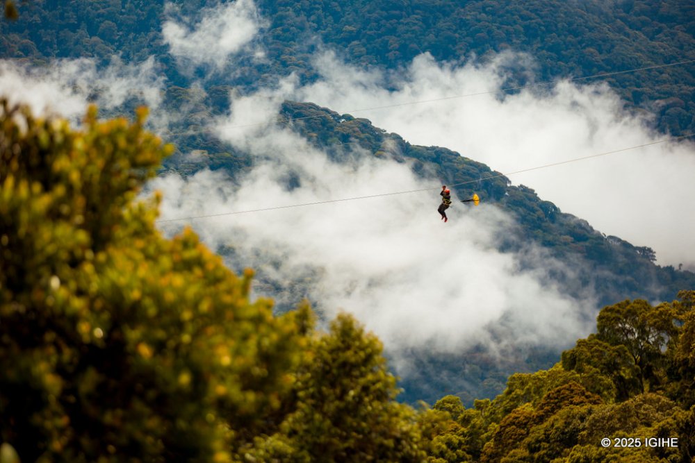 The longest route stretches 1,020 meters, and the entire journey totals 1,850 meters. 