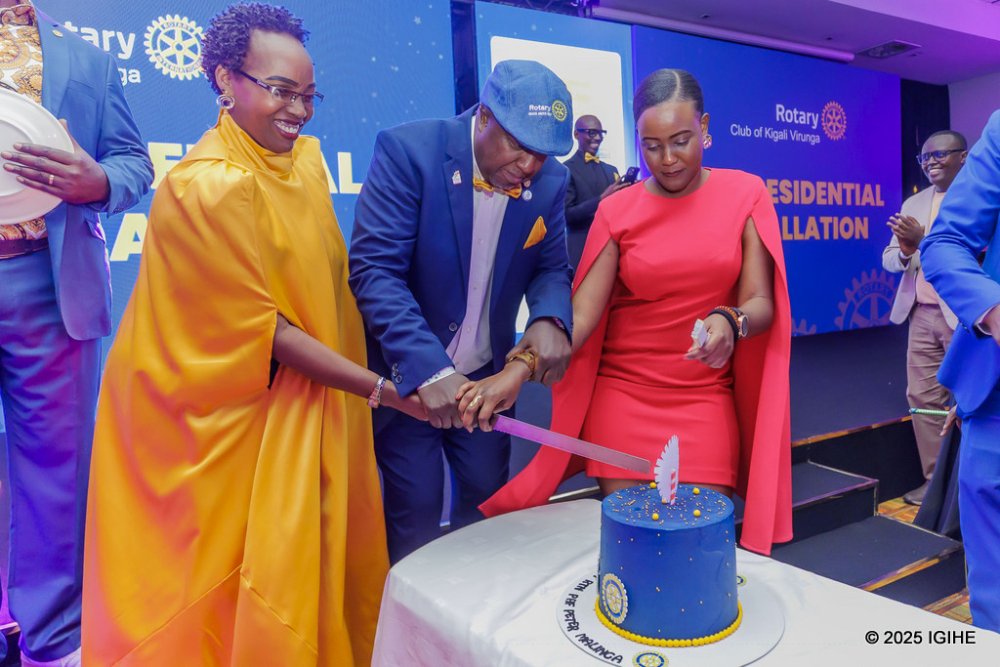 A cake-cutting ceremony was held to celebrate the installation of Peter Malinga as the new president of Rotary Club Kigali Virunga.