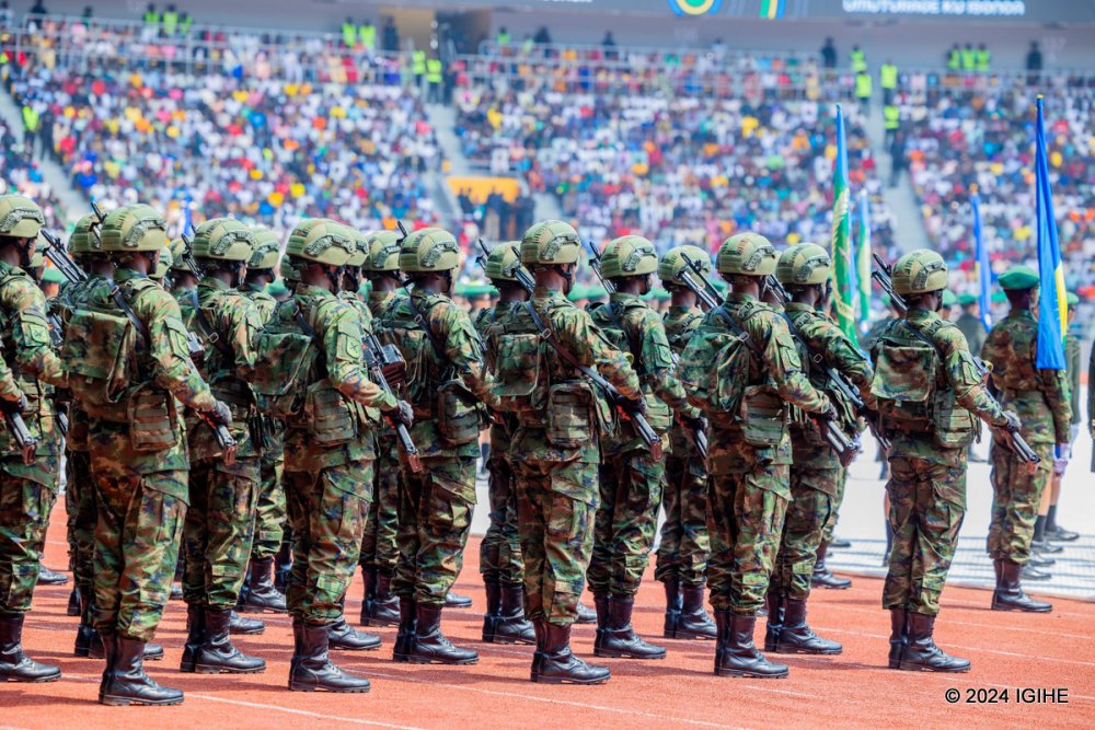 During President Kagame's inauguration, the military mounted a spectacular parade.