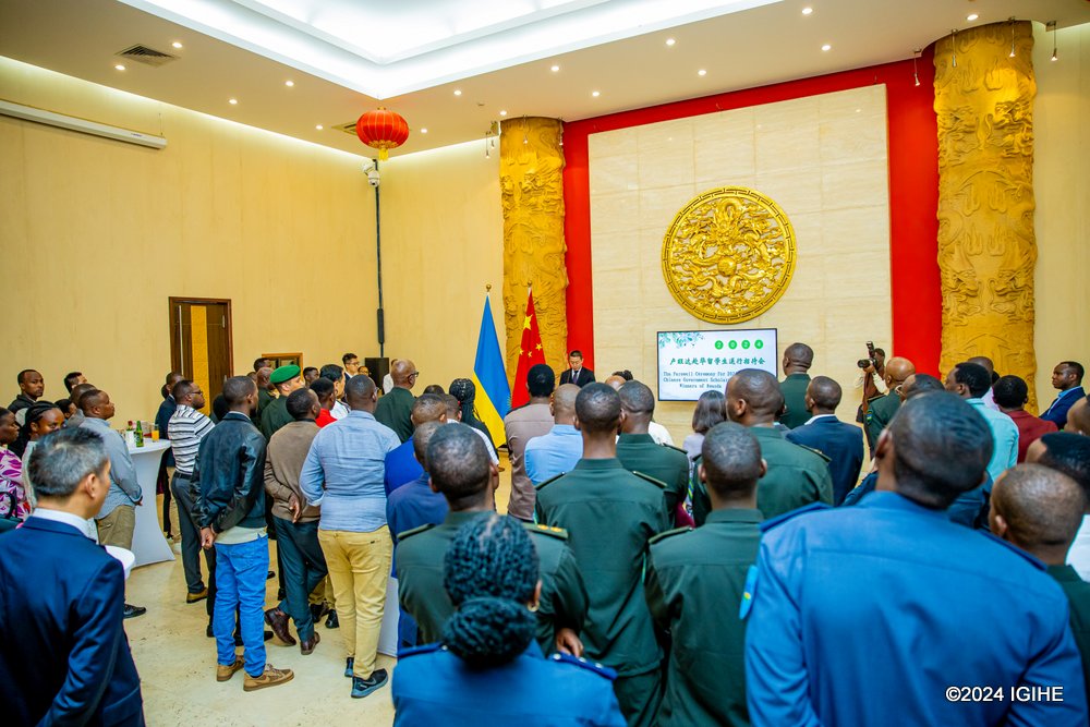 It was glamor as Chinese Embassy in Rwanda bid farewell to 71 Rwandan students who have been awarded scholarships by the Chinese government. 