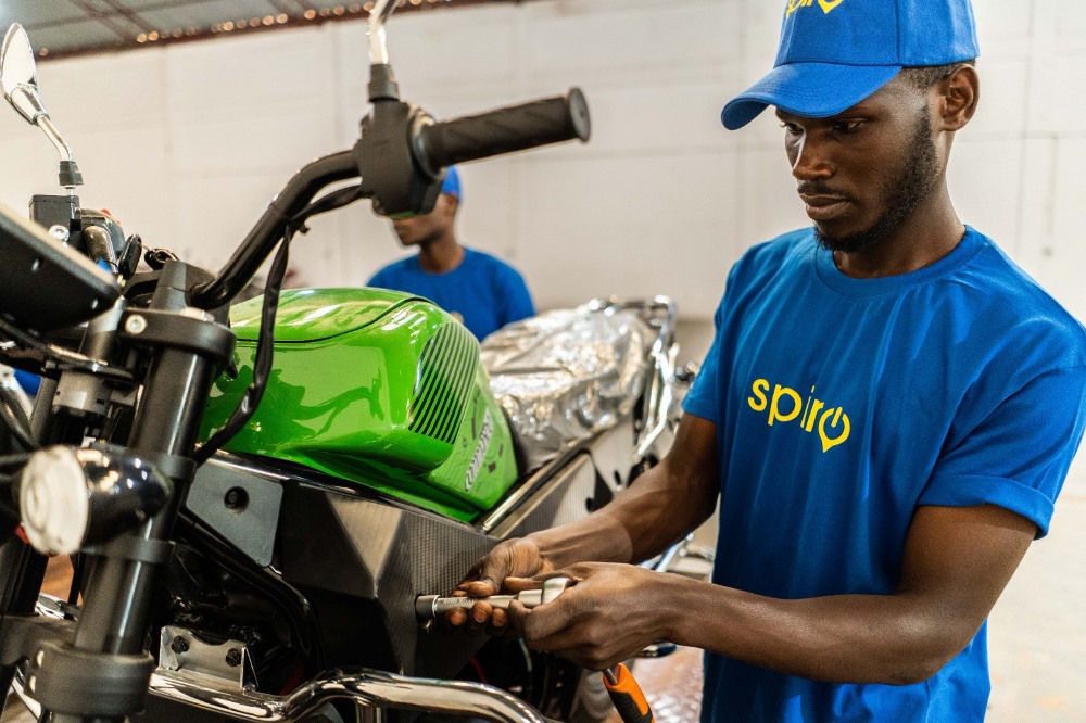 Spiro is forging several strategic alliances, including a partnership with Ampace, a world leader in the supply of battery cells, and Horwin, a pioneer in electric mobility.