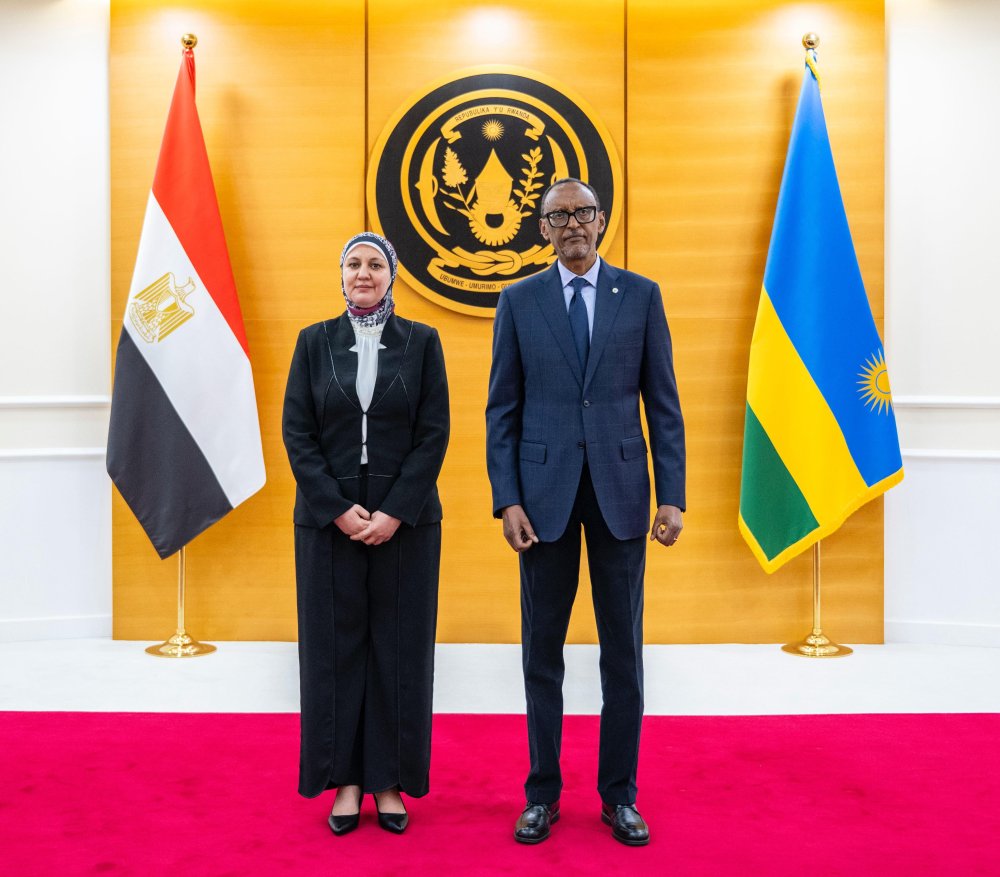 Hanan AbdelAziz Elsaid Shahin of Egypt also presented creentials to President Kagame.