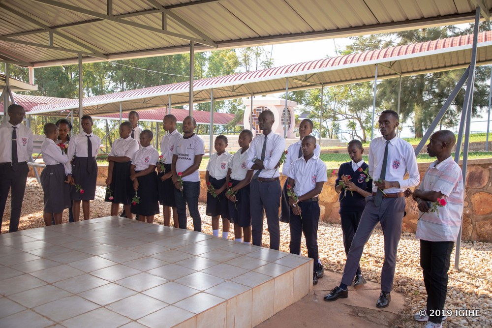 Present were the youth aged between 18 and 30  from  Rotaract in secondary schools and universities along with young people aged between 12 and 18 known as Interact 
