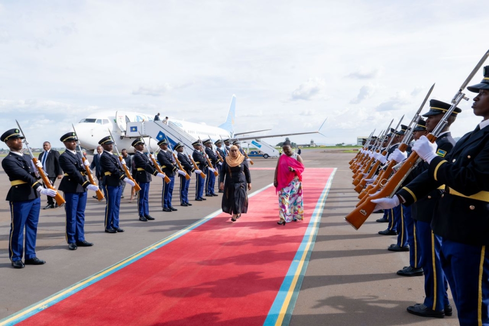 Tanzanian President Suluhu arriving at Kigali International Airport on 1st November 2023. 