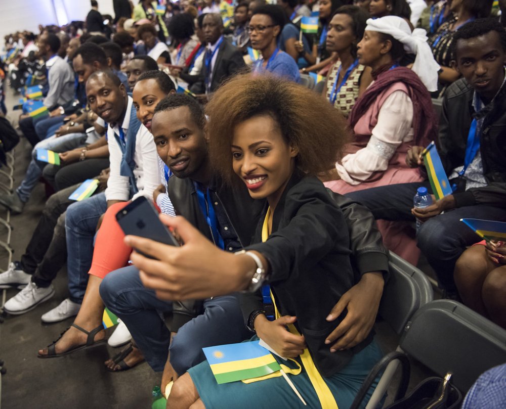 Rwandans living abroad have been urged to continue participating in the Fifth Population and Housing Census until 15th September 2022.   