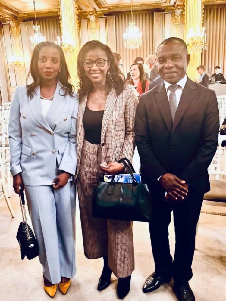 Umutoni with the Minister Delegate for Francophonie and International Partnerships, Mr. Thani Mohamed-Soilihi.