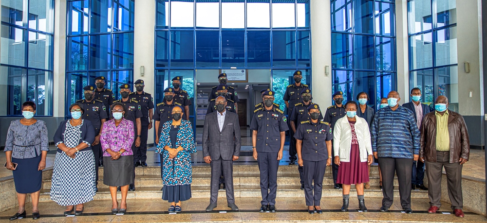 Zimbabwe senators with RNP officials in a group photo.