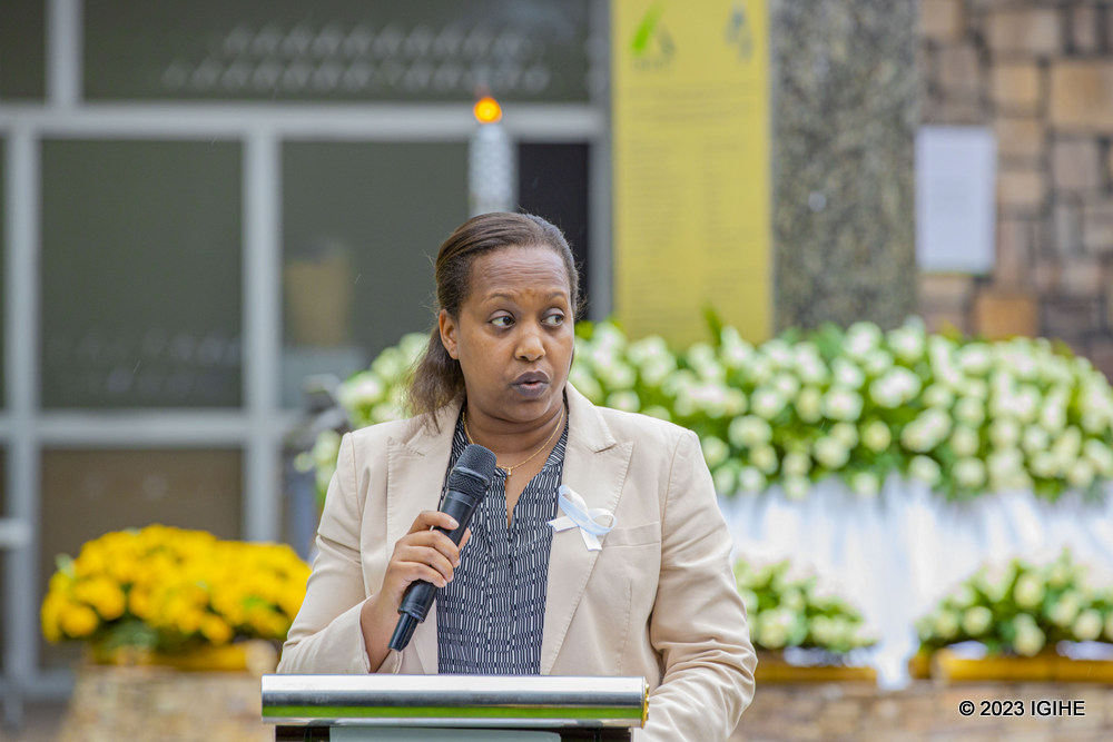BRD CEO, Kampeta Sayinzoga said that commemorating is a moment to honour Genocide victims and stand in solidarity with survivors. 
