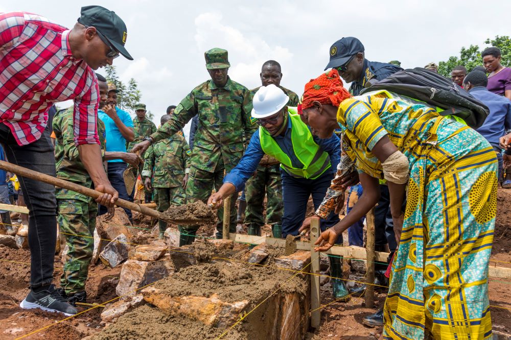 The Minister of Local Government, Jean Claude Musabyimana launched the COP Rwanda 2024 activities in Gisagara District, Ndora Sector, Bweya Cell, Gatobotobo Village, including the construction and renovation of houses for the disadvantaged families.