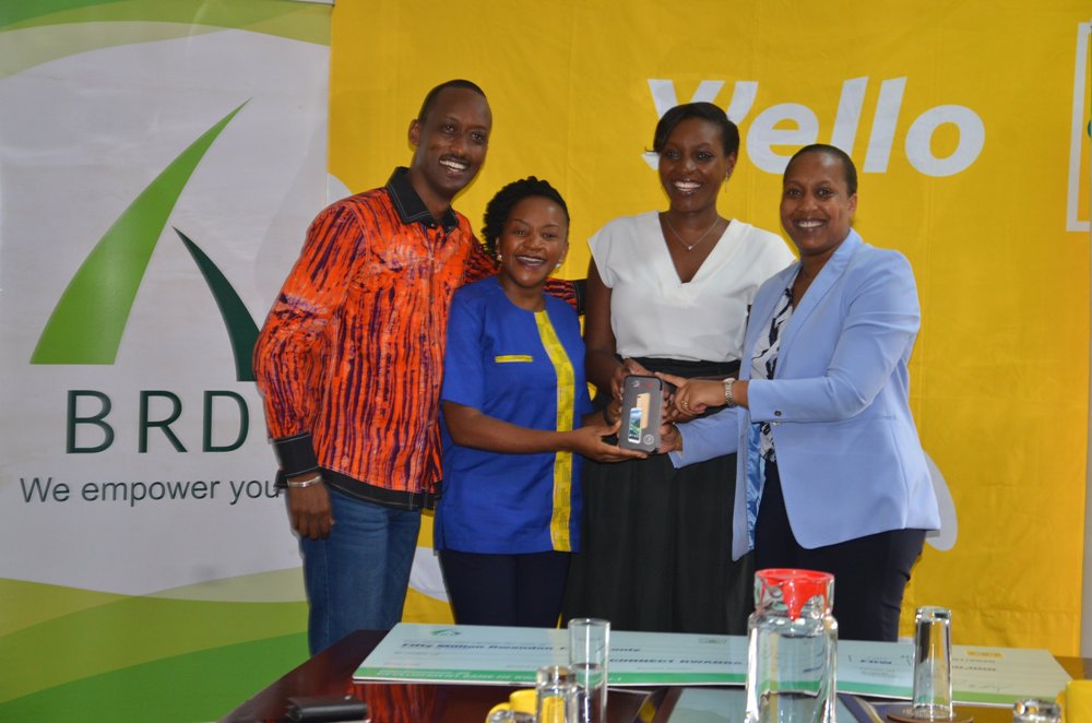 The smartphones will assist poor families in accessing government services without having to go through or be assisted by a third party