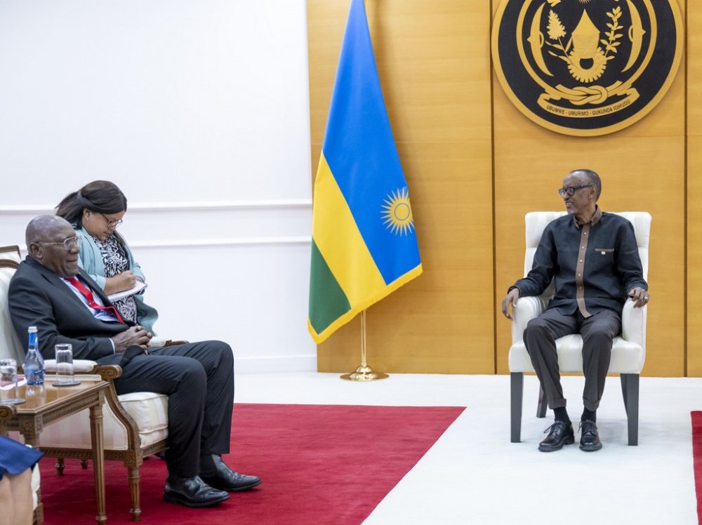 Both leaders engaged in discussions aimed at bolstering the existing bilateral cooperation between the two countries.