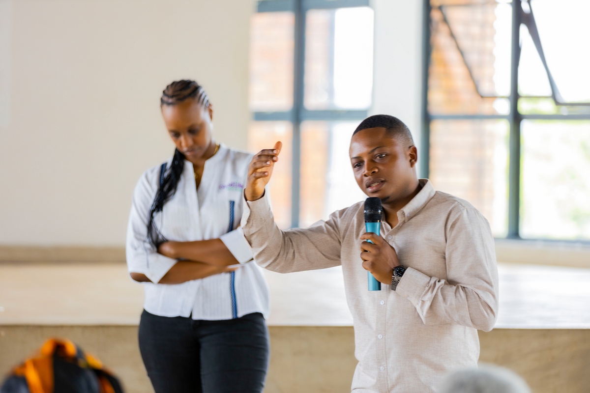 Dr. Edgard Alexandre Murinzi shared insights on the importance of early detection and regular screenings. 