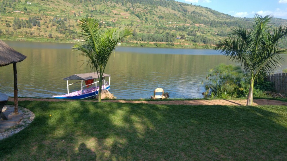 King Fisher Hotel is located at Lake Muhazi beach in Gasabo district near Rwesero.